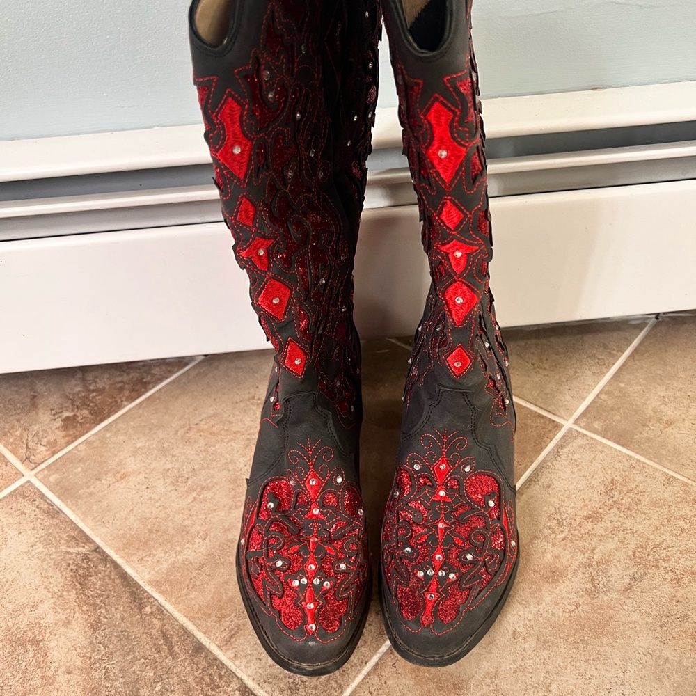 Red and Black Embroidered Women's Boots